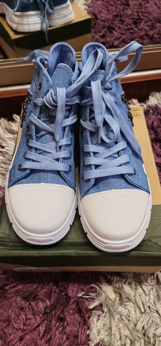 Женские джинсовые кроссовки