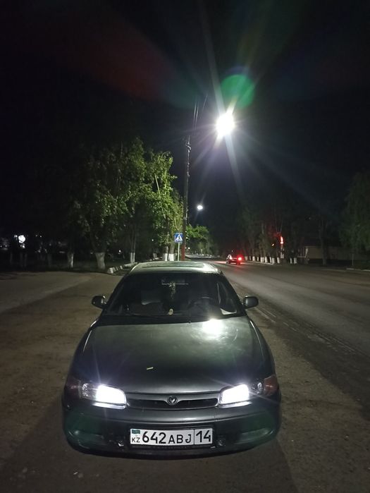 Продам Мазду кронус