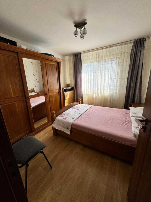 Apartament de inchiriat