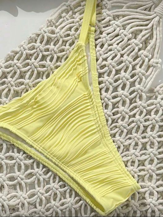 Чисто нов бански - М и Л размер