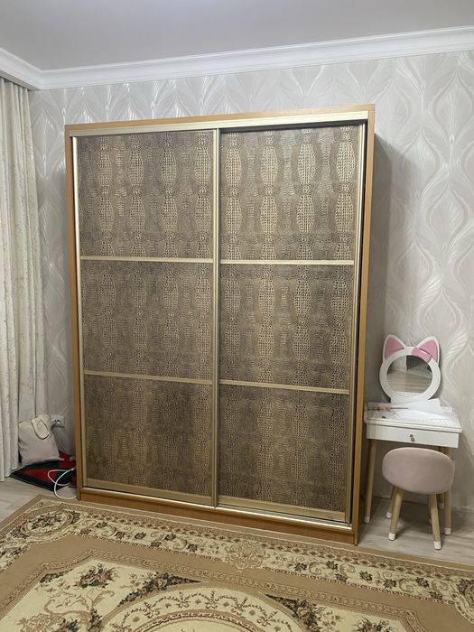 Продам шкаф в отличном состояннии
