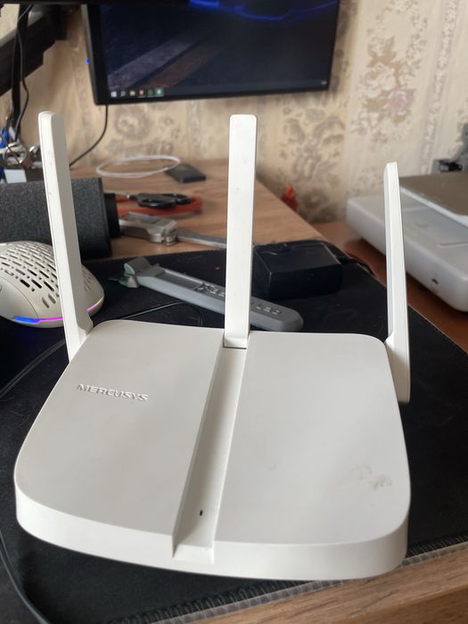 Роутер Mercusys MW305R