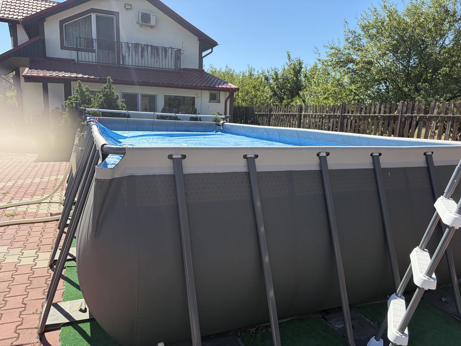 De vanzare piscina