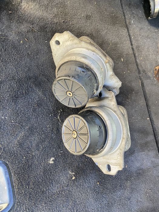 Тампони на мотора Range Rover sport/vogue 3.6