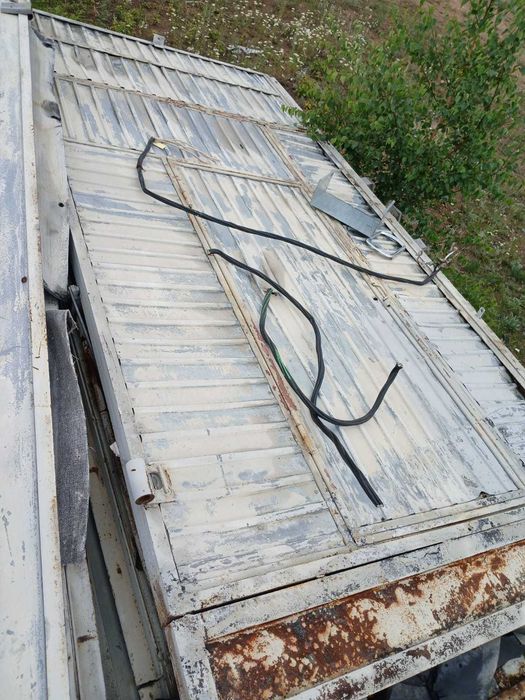 Гаражные металлические ворота