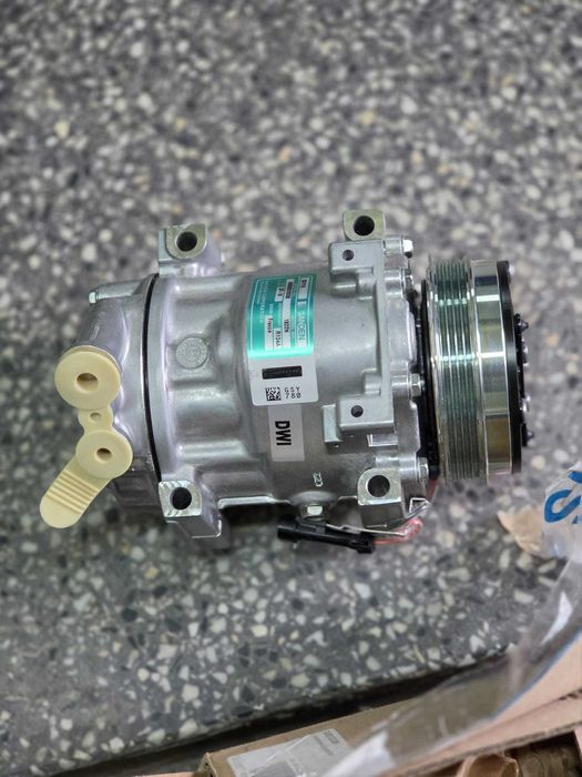 Чисто НОВ Компресор за Климатик Sanden SD7V16 1822N за Peugeot / Citroen