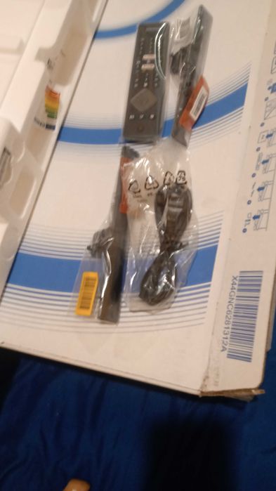 Телевизор PHILIPS 6800 serie SAPHI