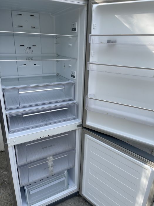 Vand frigider Ariston Hotpoint