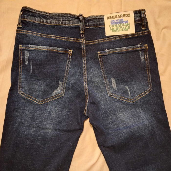 Blugi DSQUARED2 marimea 46
