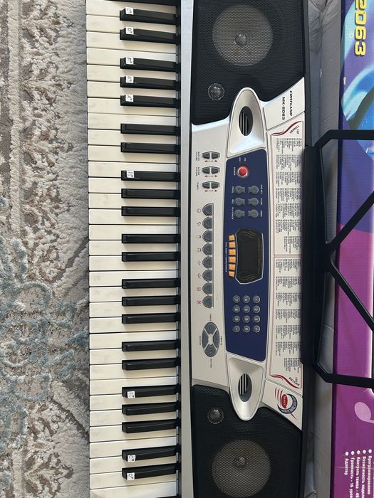 Синтезатор CORTLAND MK-2063