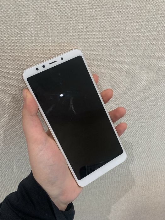 Redmi 5 б/у коробка документ отсуствует