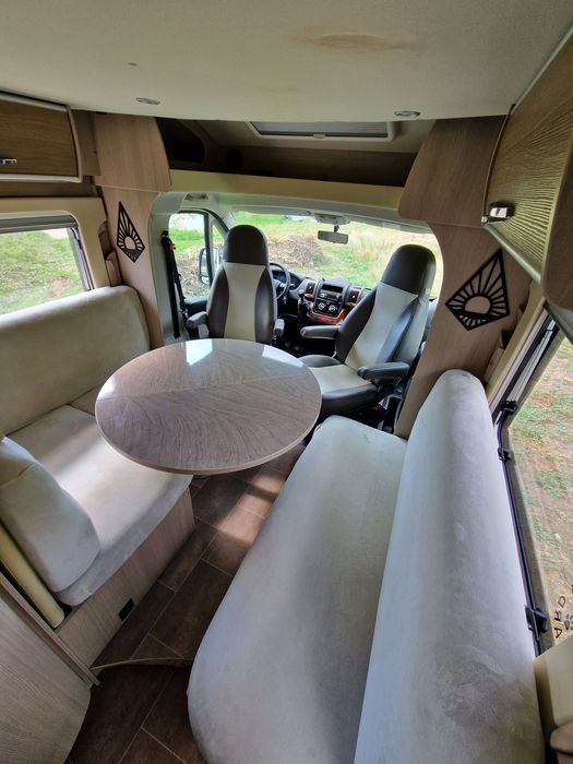 Autorulota Burstner 2012 , 80 000km , Full Victron