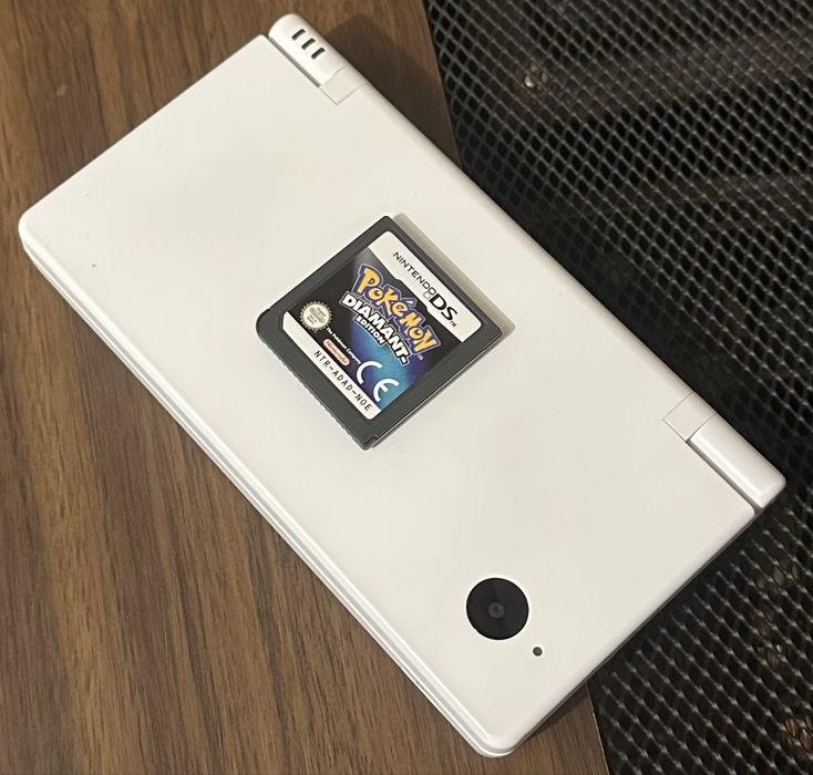 Super Ofertă! Nintendo DSi+Joc Pokemon Diamant Edition! Stare Perfectă