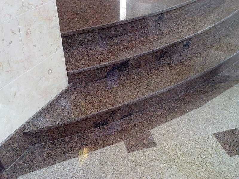 Гранит, травертин в Алматы.