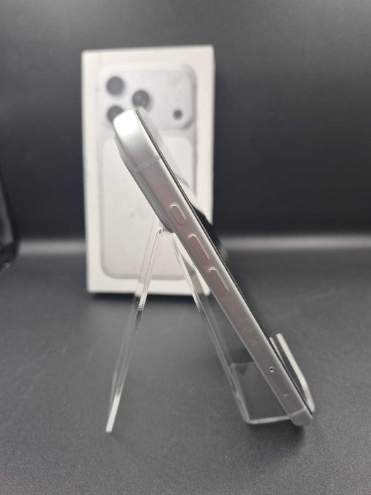 Hope Amanet P5/IPhone 17 Pro /256 GB 100%