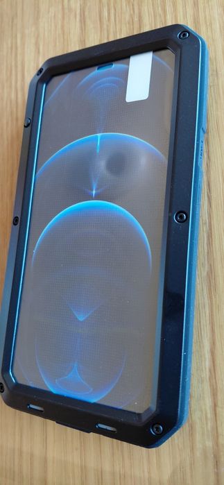 Защитен калъф за iphone 12/12pro (6.1инча)