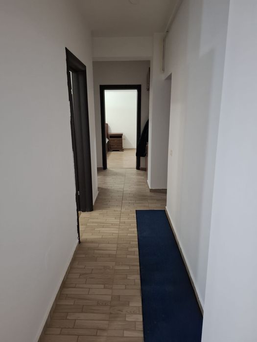 Ap 3 camere de inchiriat