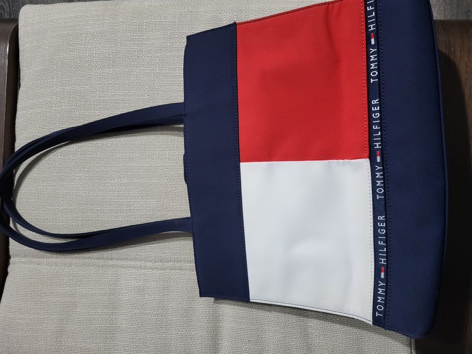 Gentă  damă  Tommy HILFIGER