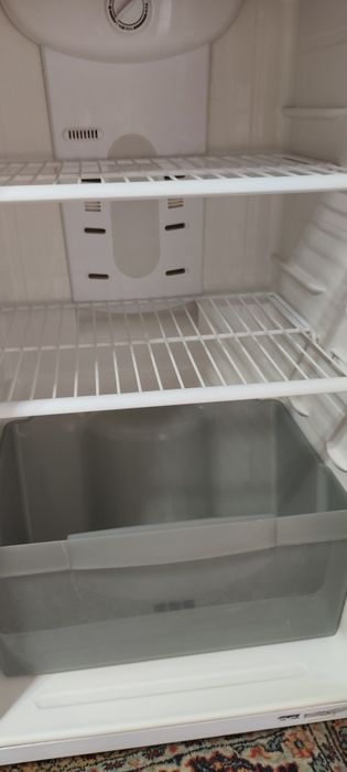 Холодильник Samsung