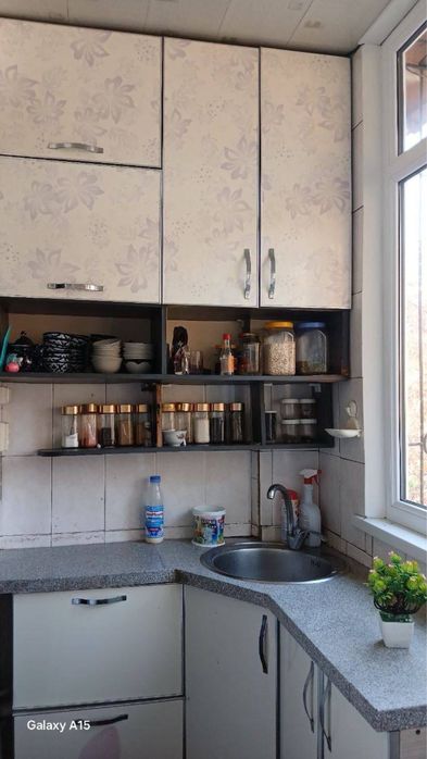 х Чиланзар 19 квартал 3/4/4 Орт.Базарчик,Чистий Ремонт,Продается