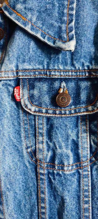 Джинсовая куртка Levis размер S