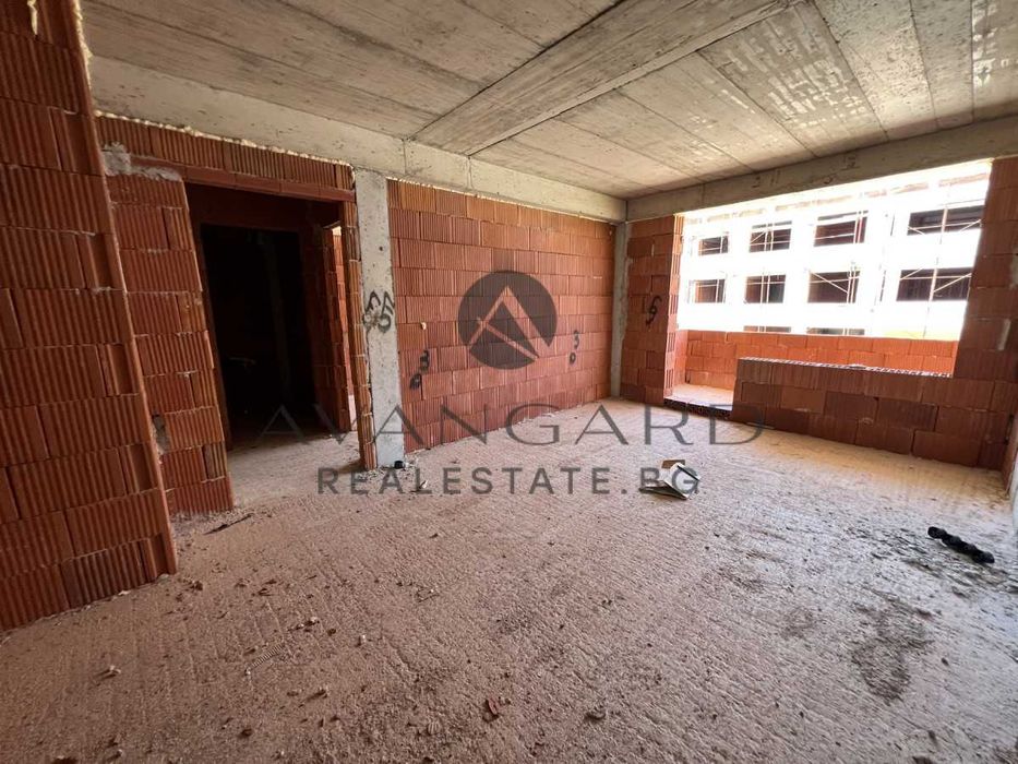 Продава се Двустаен апартамент в Пловдив, Остромила - 58 кв.м за 1379 €/кв.м - Снимка #2