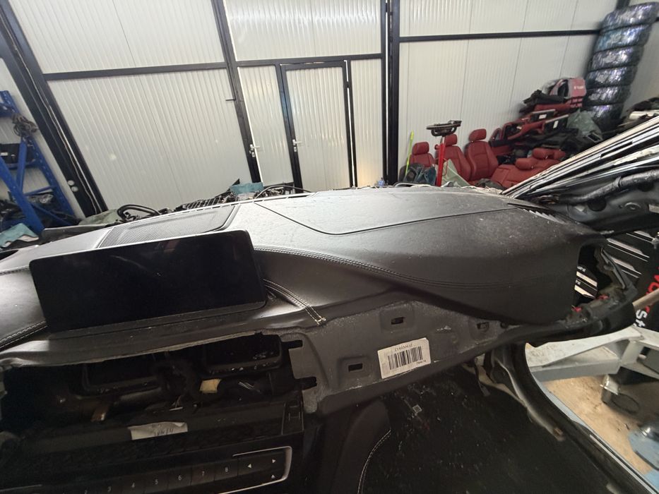 Шито табло Напа кожа от м3 м4 ф80 ф82 ф30 ф32 ф36  headup