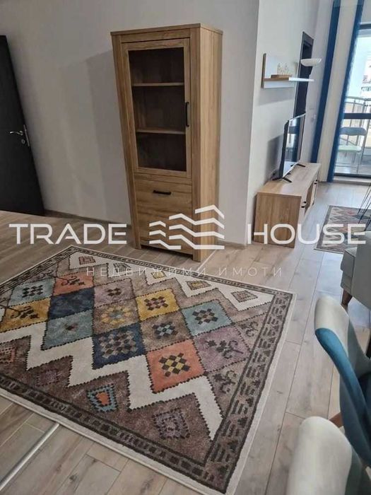 Дава се под наем Двустаен апартамент в Пловдив, Младежки Хълм - 85 кв.м за 600 € - Снимка #3