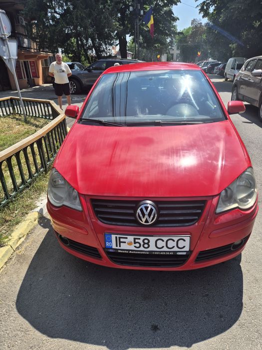 Vând Volkswagen Polo