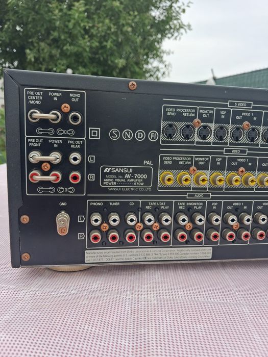 Receiver rar Sansui  av 7000