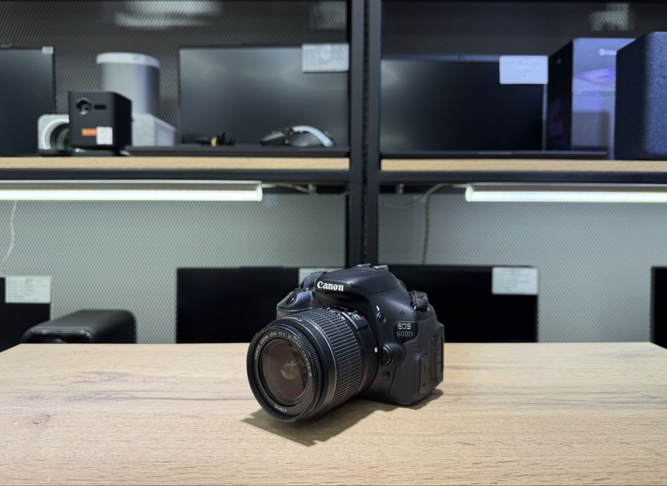 Фотоaппарат Canon 600D