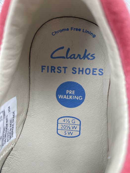 Papuci Clarks marimea 20.5