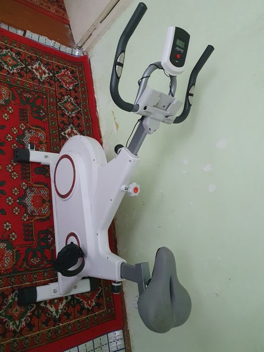 тренажёрный велосипед