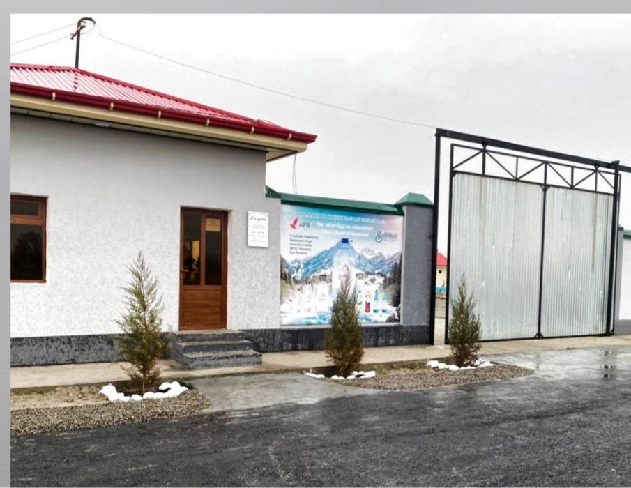 Сдается а аренду половина завода.