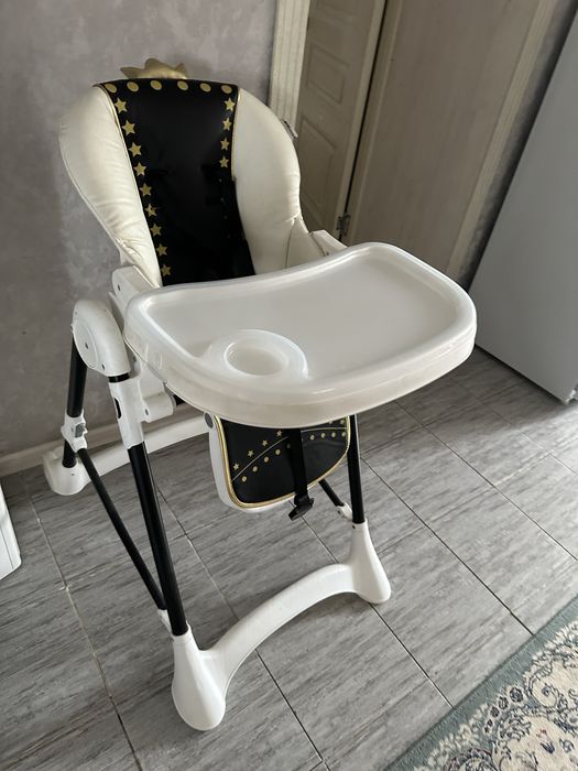 Продам стол детский