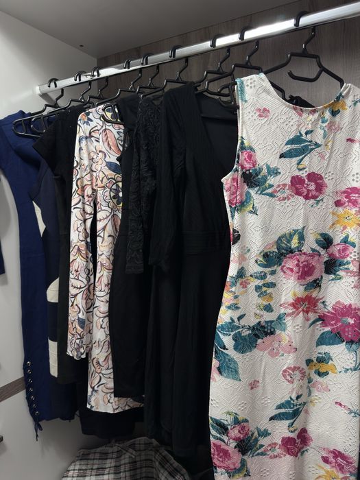 Пакет платьев более 40 шт