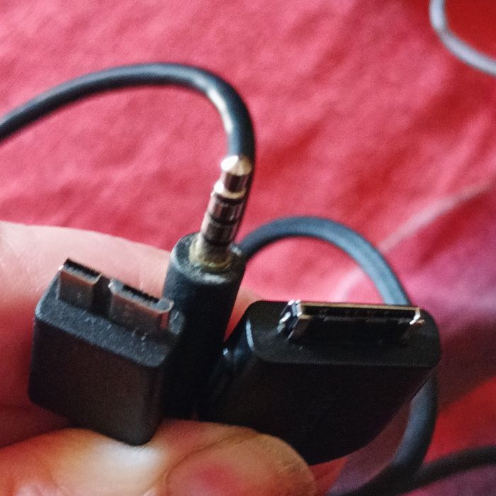USB кабели  различни, аналогов аудио   видио кабел