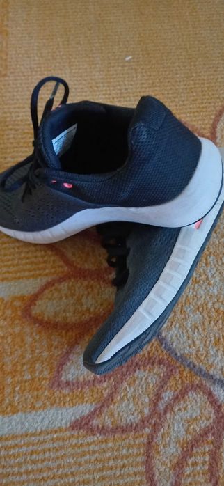 Дамски маратонки