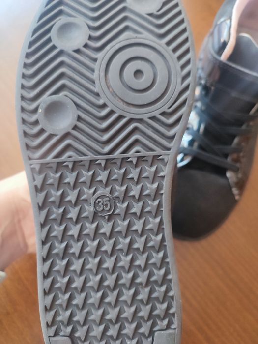 Сникърси за момиче 35н.