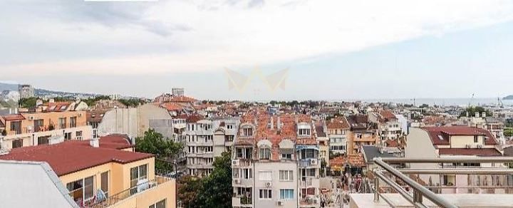 Продава се Тристаен апартамент в Варна, Център - 150 кв.м за 4394 €/кв.м - Снимка #11
