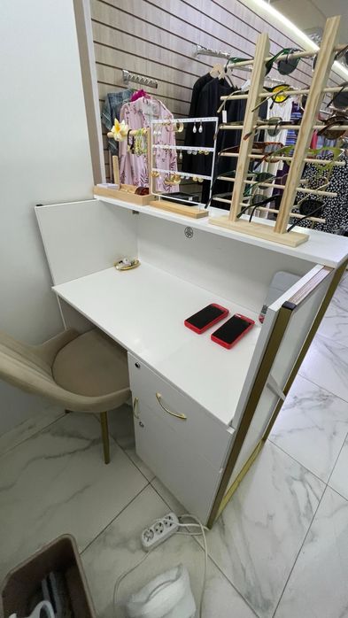 Срочно бутик сатылады!