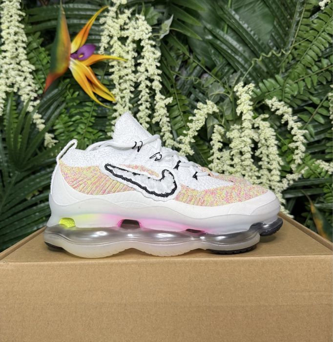 Nike Scorpion marimi diferite