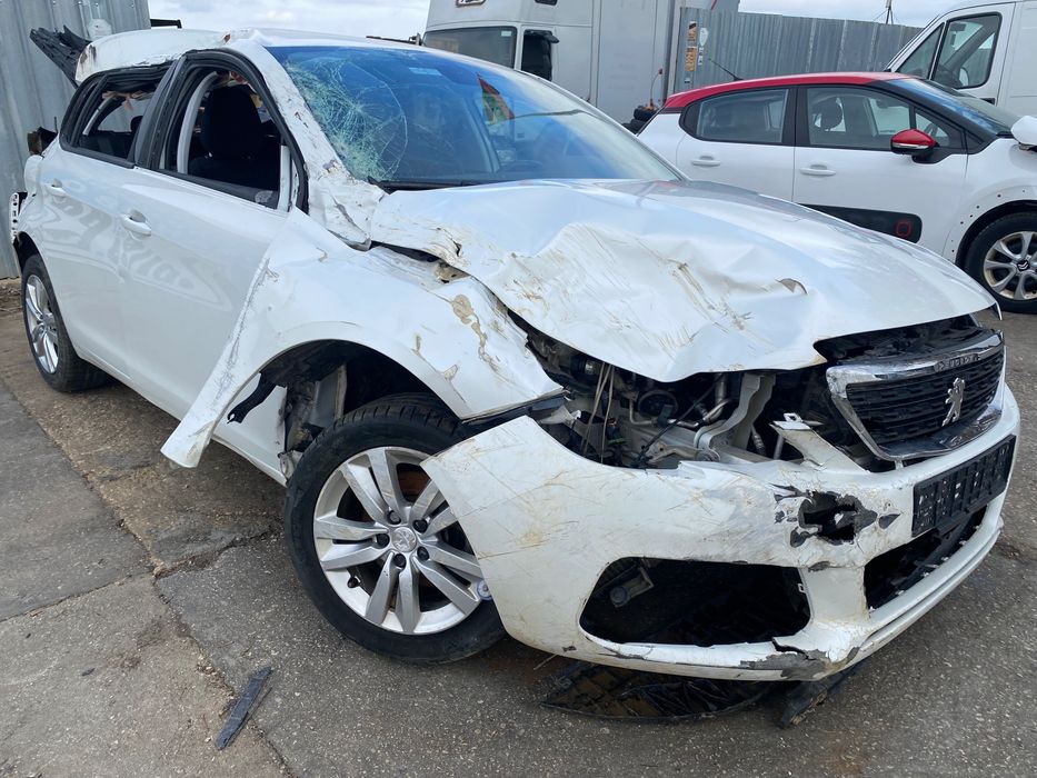 Peugeot 308, 1.6 BlueHDI, automatic, 120 ph., engine BHZ