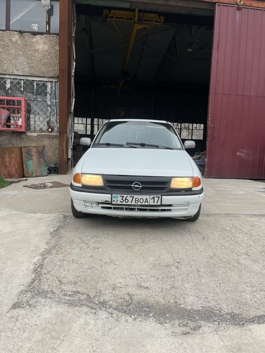 Опель астра в отличном состояний