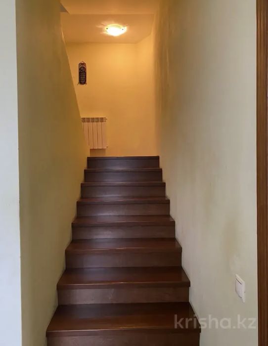 Продается дом в пригороде Костаная