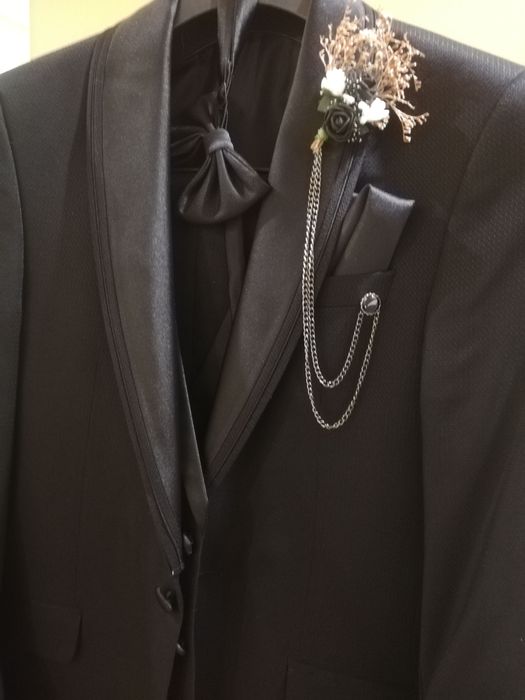 абитуриентски костюм мъжки