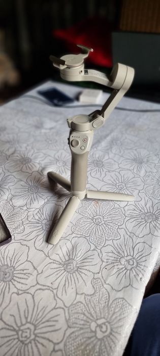 Dji Osmo 4 se stabilizator