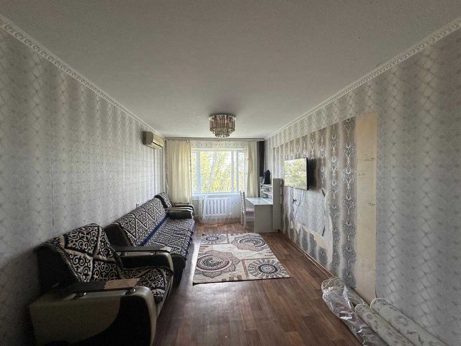 -Продам 3 комн УП на 6 мкр. Лифт! Теплая!