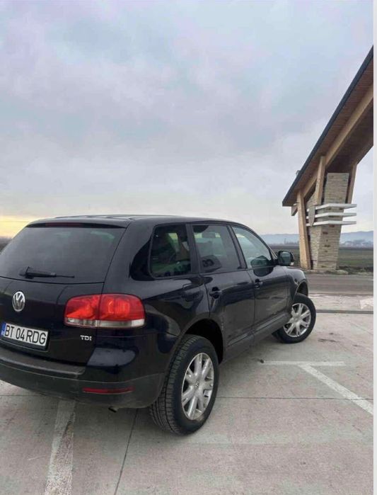VOLKSWAGEN Touareg 0 — imagine 2