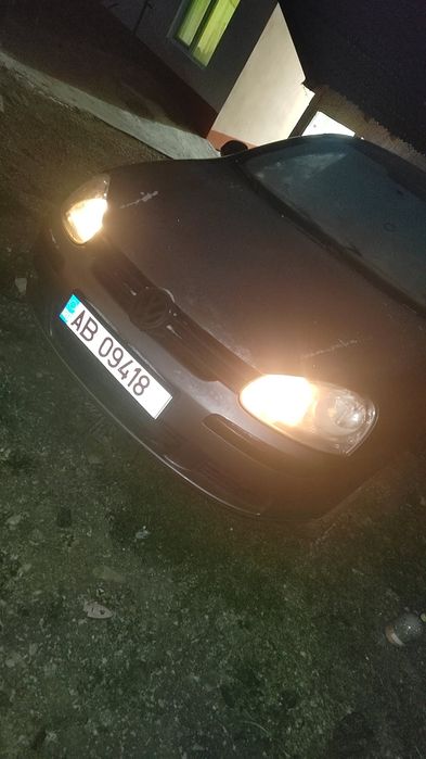 Vând Golf 5 1.9 TDI